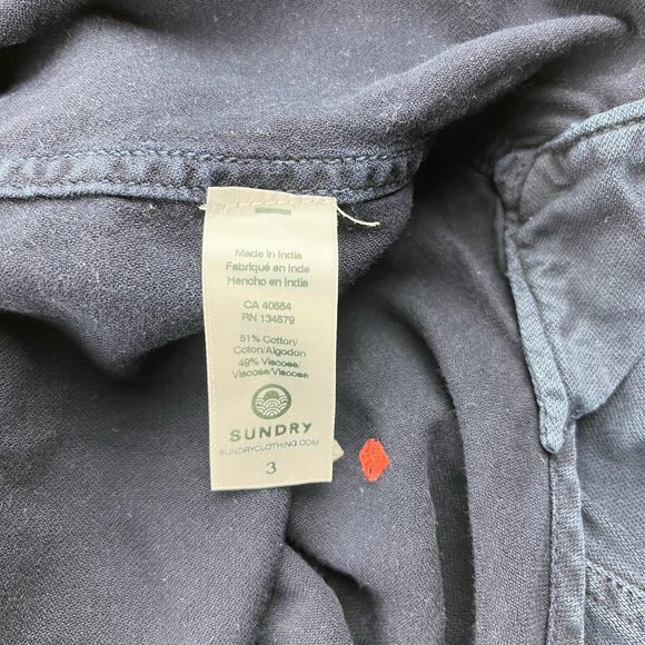 SUNDRY Women Blue Hearts Embroidered Button Down Shirt Chest Pocket L Large Soft - Picture 8 of 12